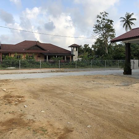 Twin Homestay B كُوالا تيرينغانو المظهر الخارجي الصورة