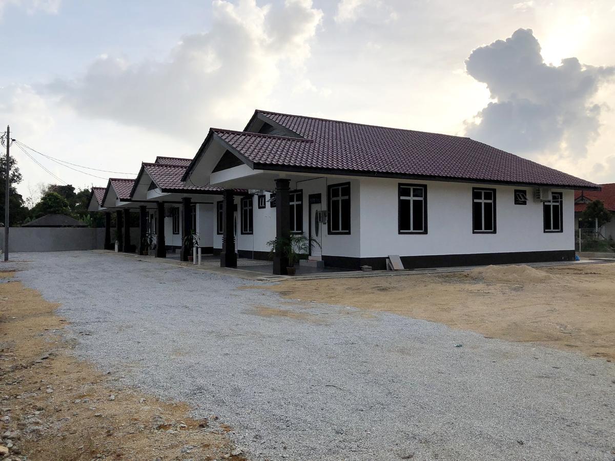 Twin Homestay B كُوالا تيرينغانو المظهر الخارجي الصورة